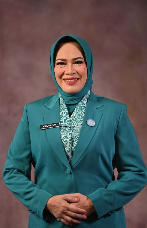 Ny. Maryam Sofyan Puhi